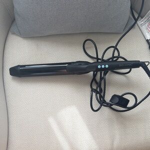 Bio Ionic Black Hair Straightener / Curling Iron
